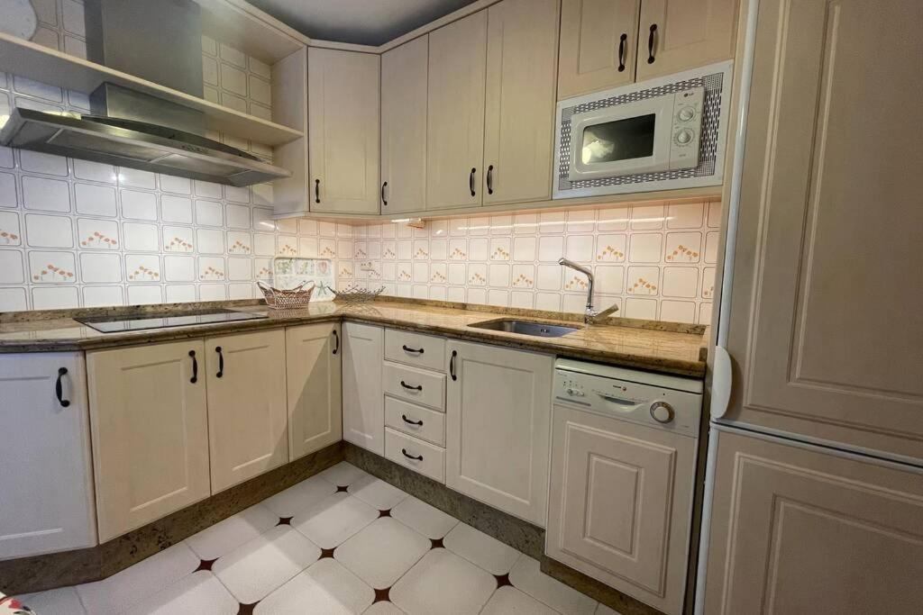 Gran Y Magnifico Apartamento En Málaga Eksteriør bilde