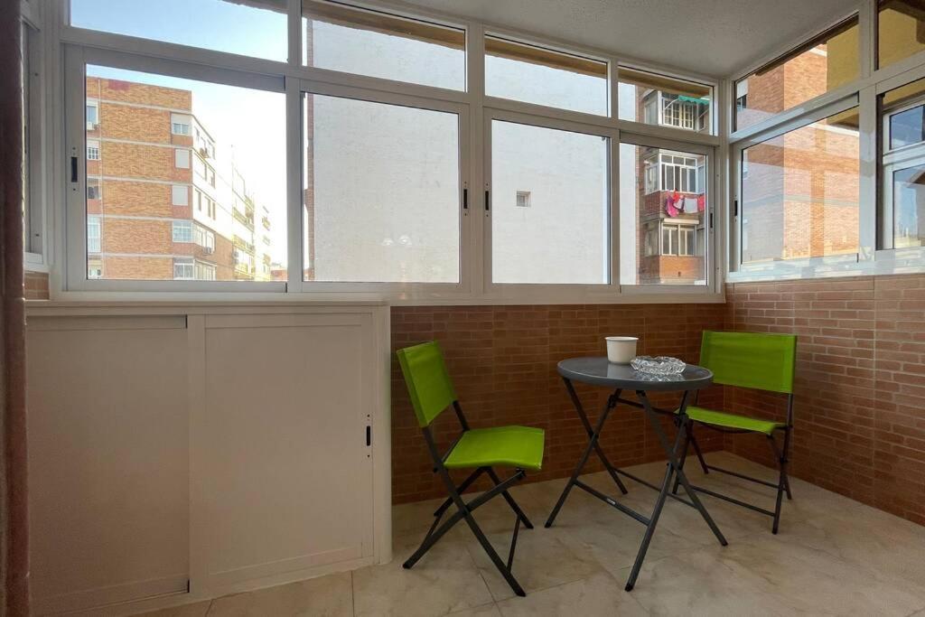 Gran Y Magnifico Apartamento En Málaga Eksteriør bilde